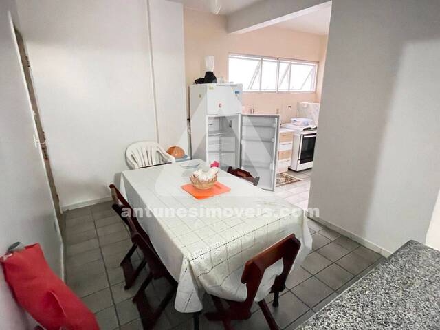 Apartamento para Venda em Cabo Frio - 2