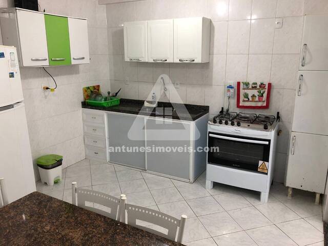 Apartamento para Venda em Cabo Frio - 3