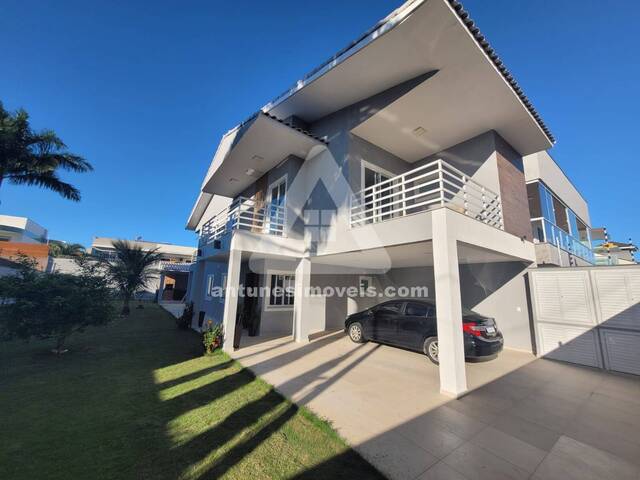 Casa para Venda em Cabo Frio - 1